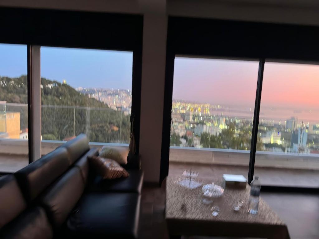 Vue Magique sur la Baie d'Alger, Kouba