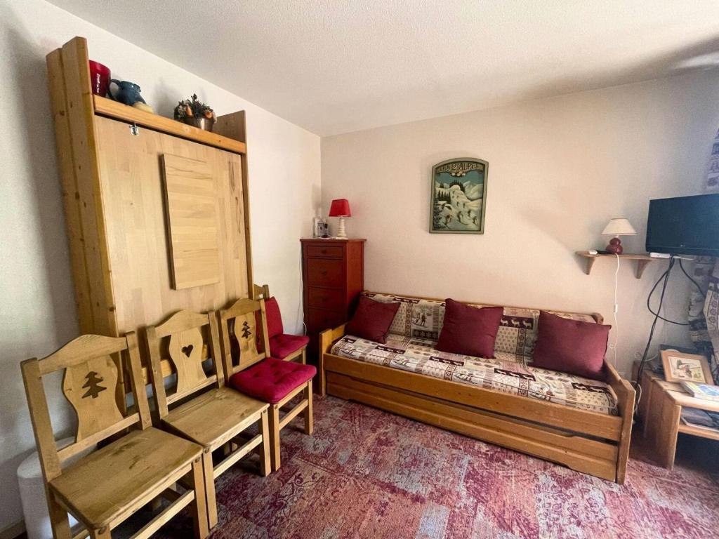 Résidence Pluton - Studio en plein cœur de station, face aux pistes avec place de parking privée et couverte MAE-5261 - 3