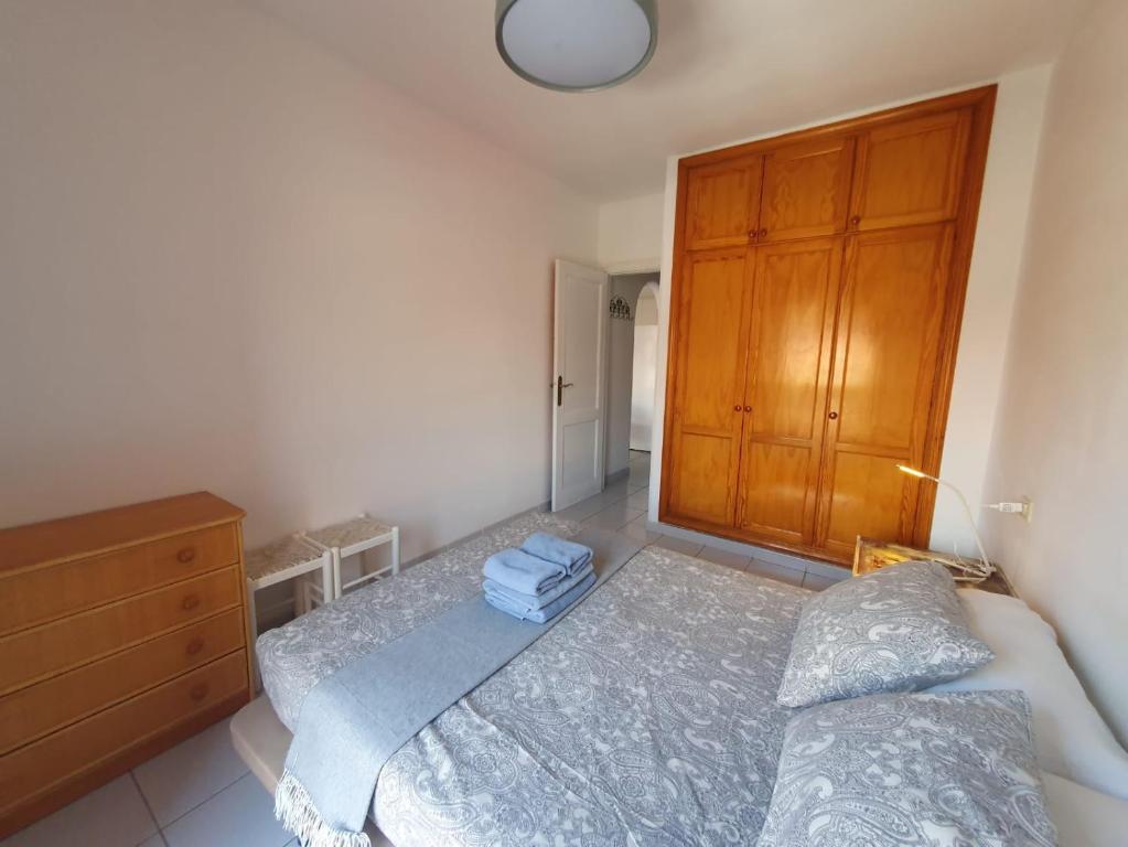 Alquilaencanarias-Medano Galte, terrace and beach - 4
