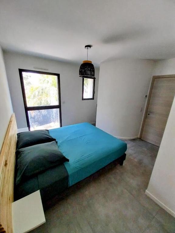 Sea view and perfect location - 3