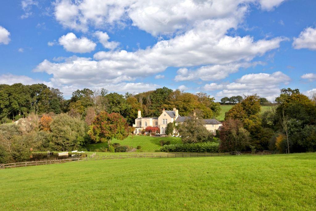 Colleton Hall and East Wing, Rackenford