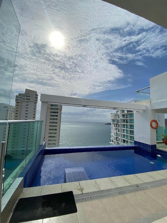 Apartóestudio cerca al mar - 1