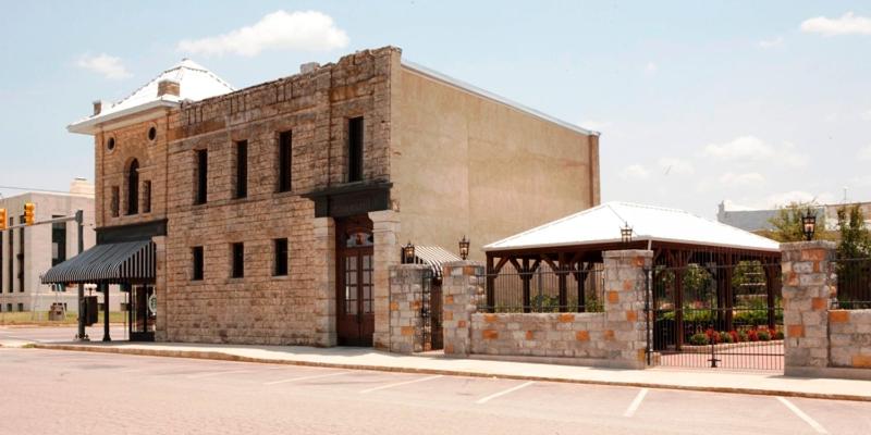 JR's Chophouse B&B, Jacksboro
