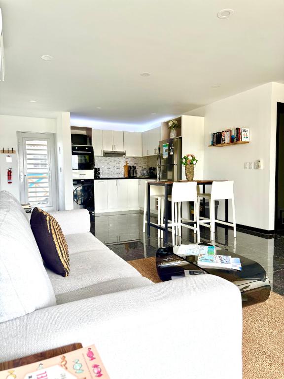 Kas Pitava, Kralendijk