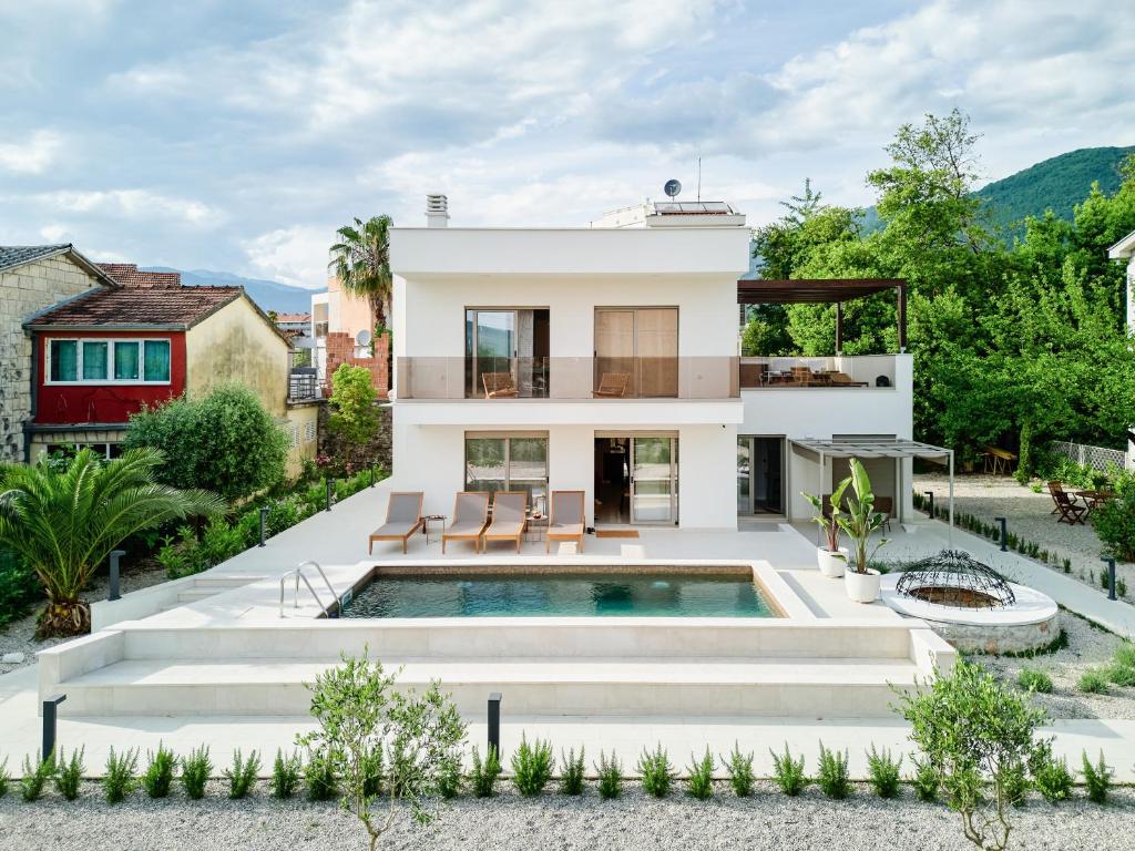 Villa A Cappella - 1