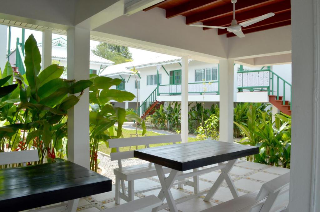 瑪邁別墅 (Makmai Villa)