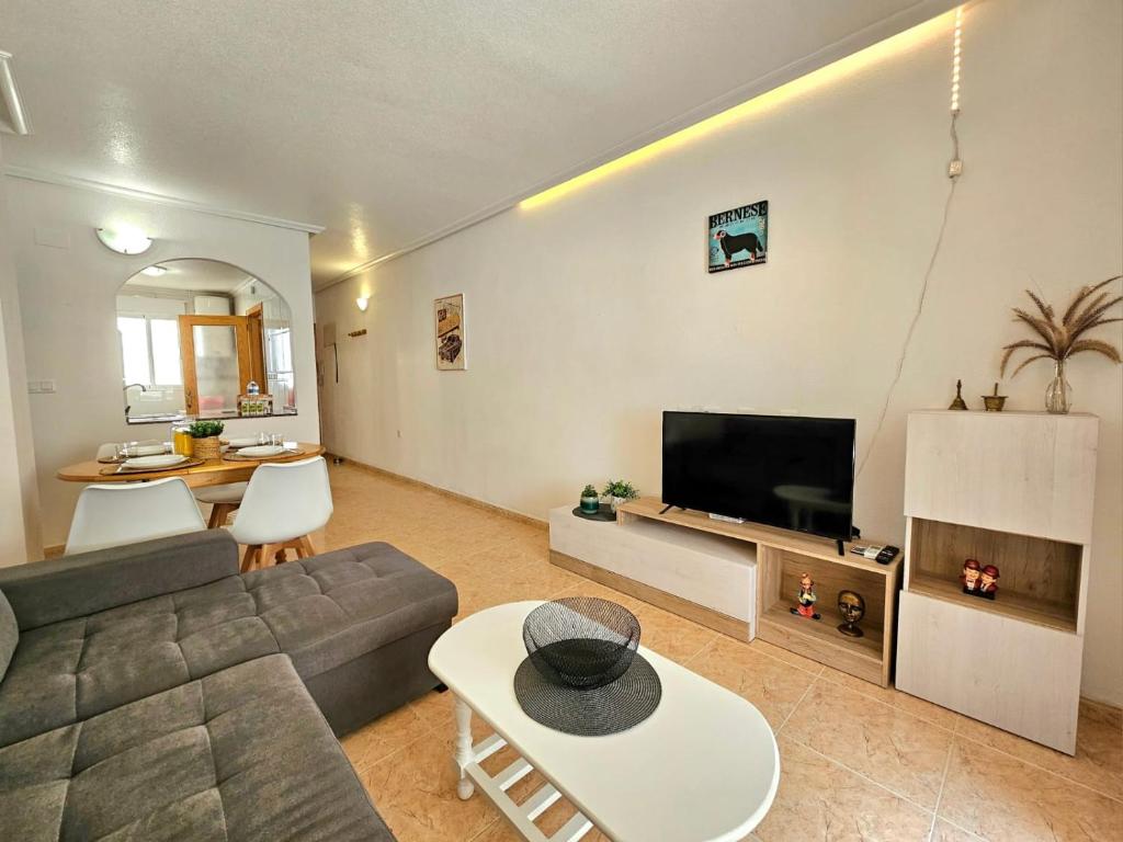 Apartamento con Piscina Centrico - 2