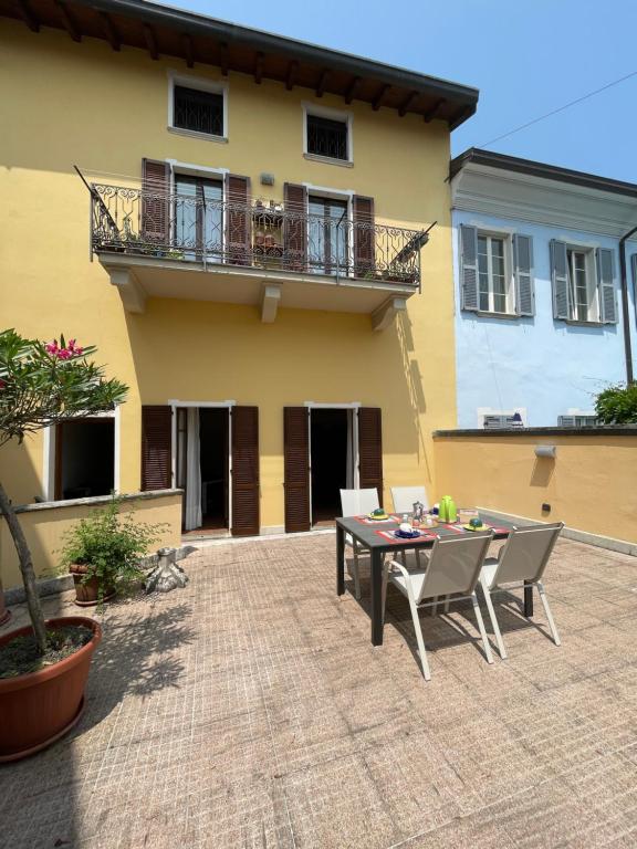 Once upon a time, Domaso