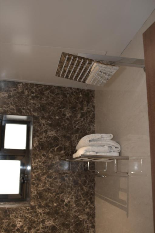 Hotel Sai Sanidhya photo