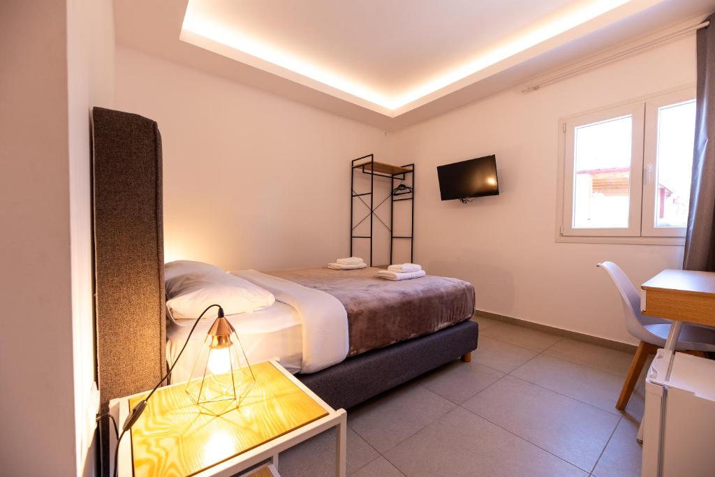 Stone Palace Hotel Near Athen's Airport Free Shuttle From and to Athen's Airport - Location image