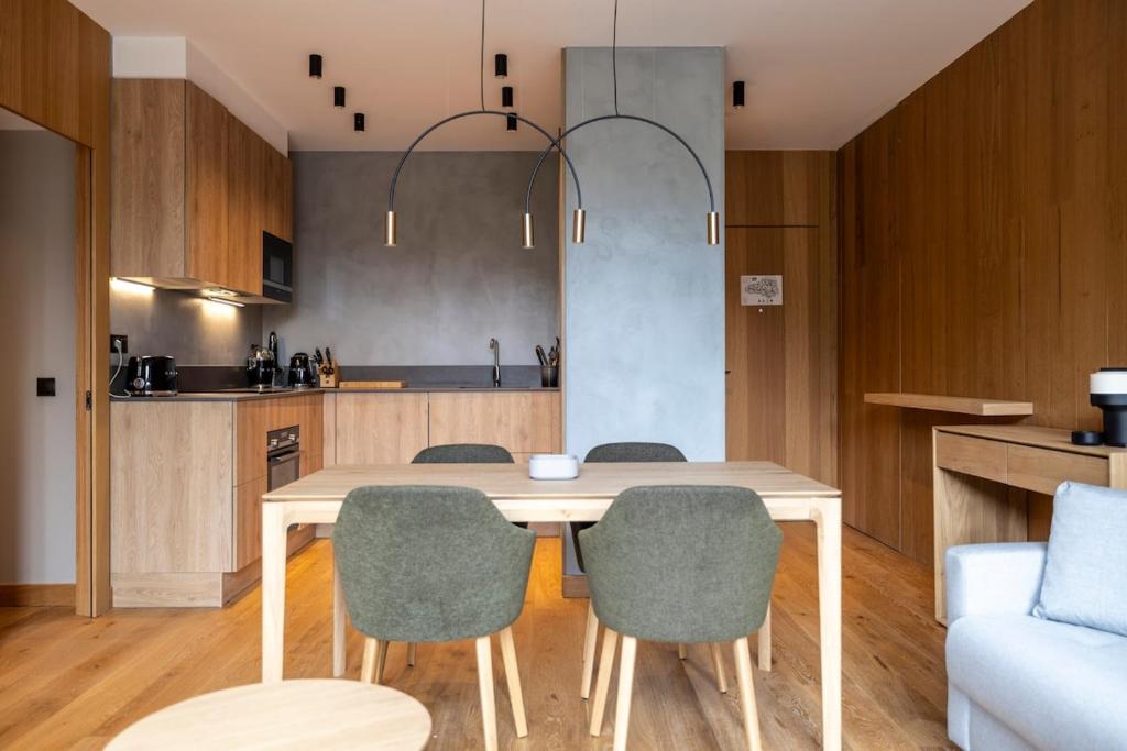 Luxury Mountain Stay l 1 Minute To Slopes l 6pax l GYM - SAUNA - POOL l by BonesVacances - 4