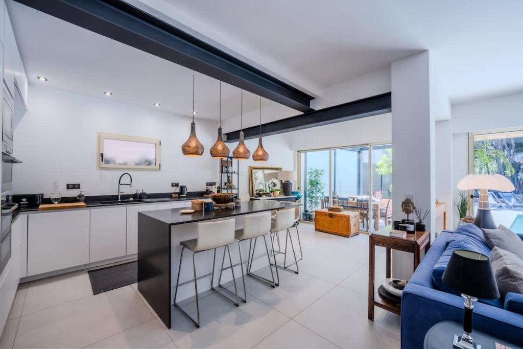 Maison de Ville avec Piscine & Jardin à 5 min de Cannes - 5