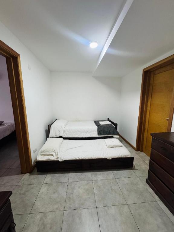 Departamento en av principal - 5