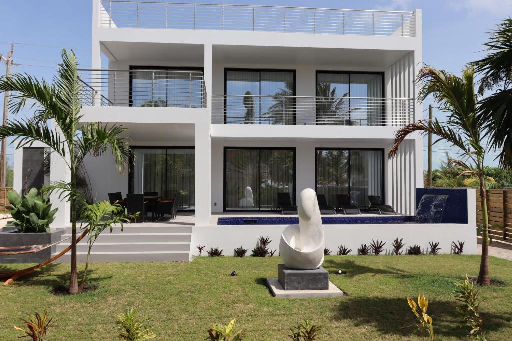 Casa Liberta, San Pedro