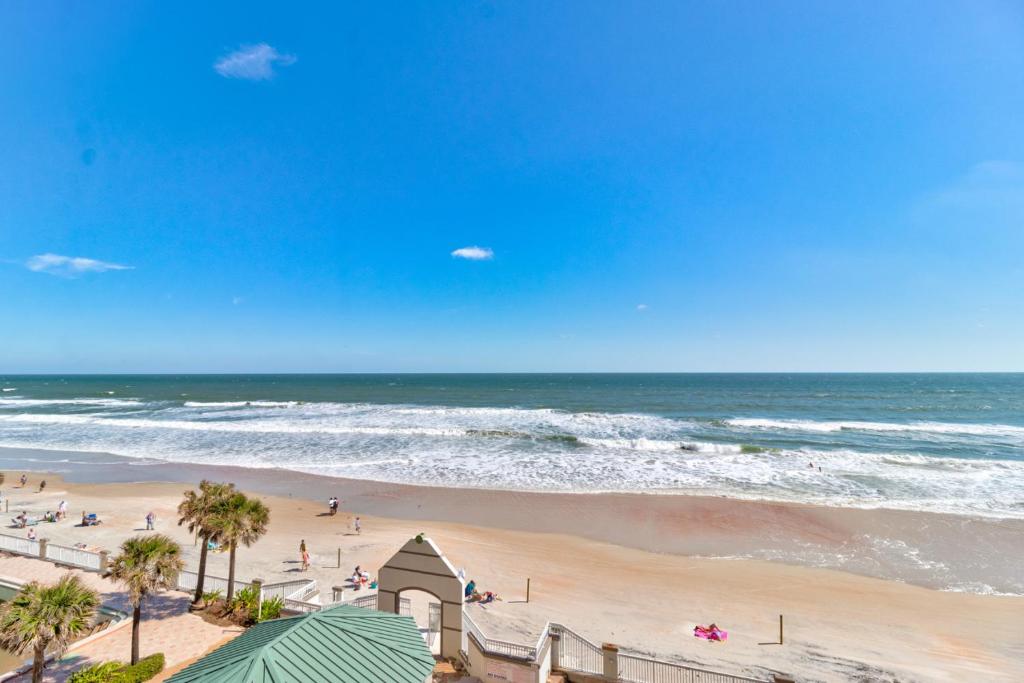 Sea Swept Ocean Front Studio, Daytona Beach