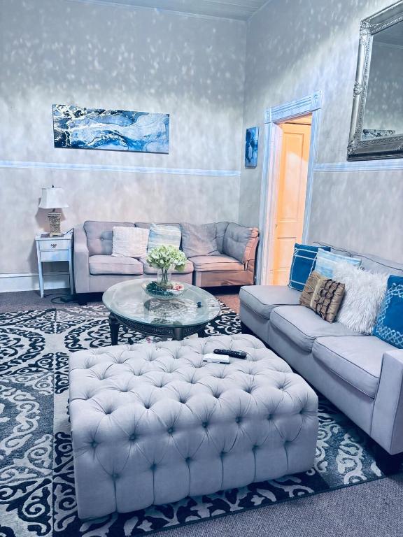 Dazzling Downtown Delight, Waycross