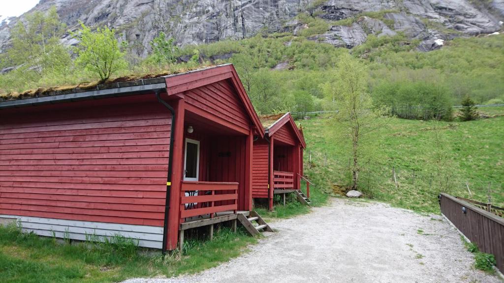 Lunde Turiststasjon photo