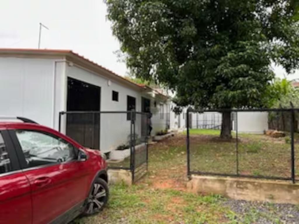 El Nogal de Yolanda - 1