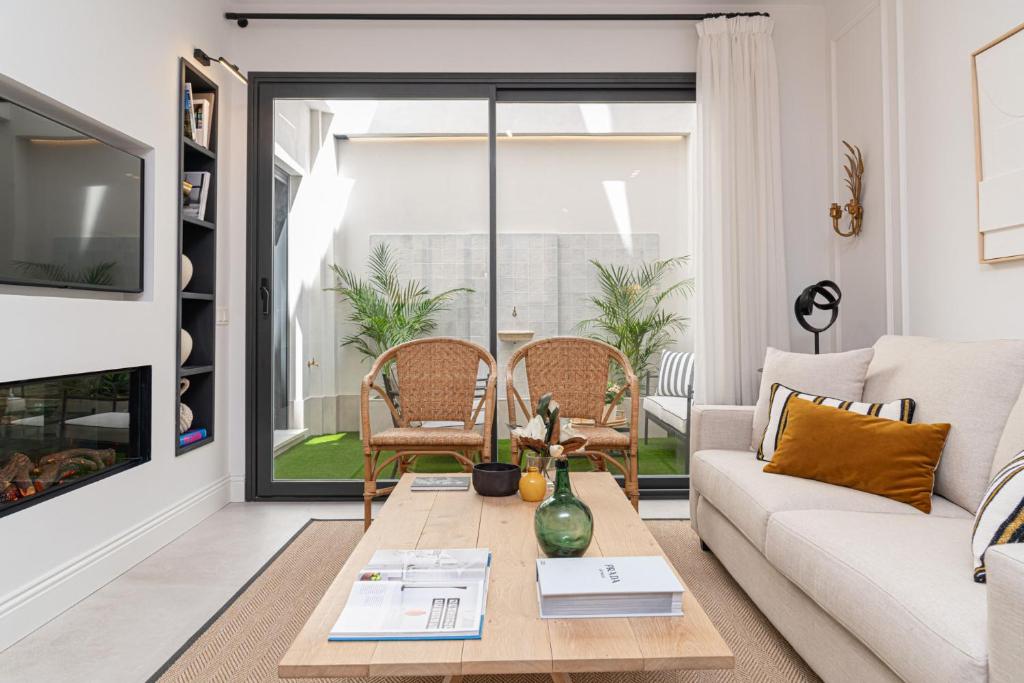 AJR Suite Loft in Malaga by Solaga Holiday Homes - 2