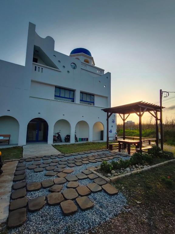 Sea and Meow BnB, Magong