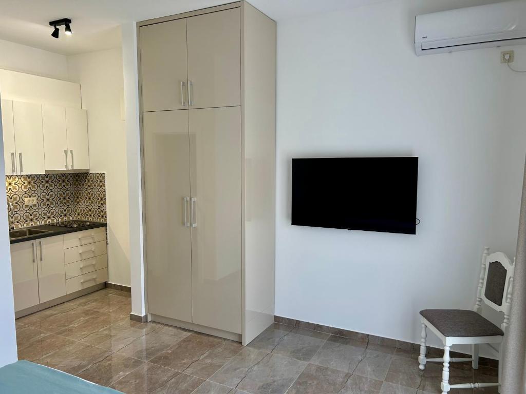 Casa M- Studio #1 - Brand New - 4