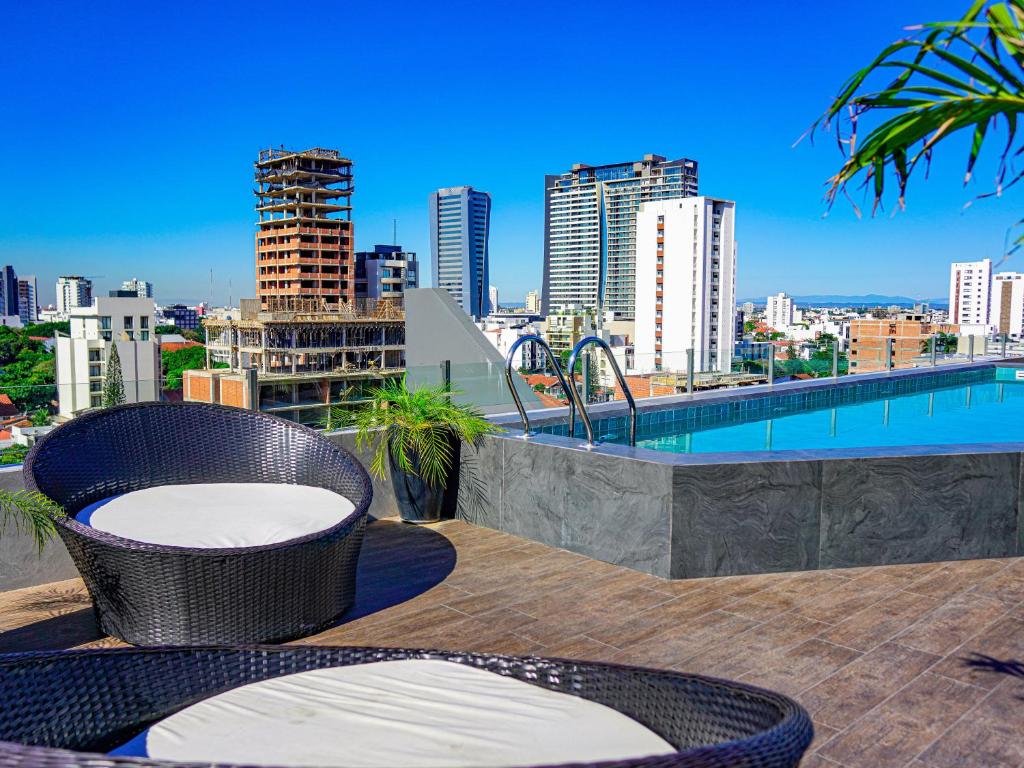 Modern Studio Equipetrol - 3