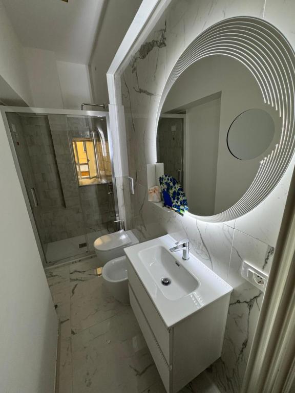 Suite 41 - 5