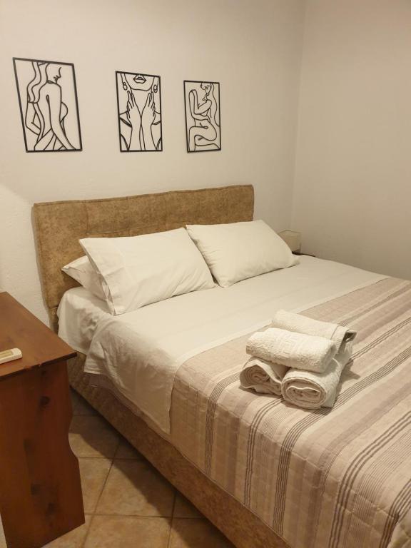 Mantemi house, Skopelos Town