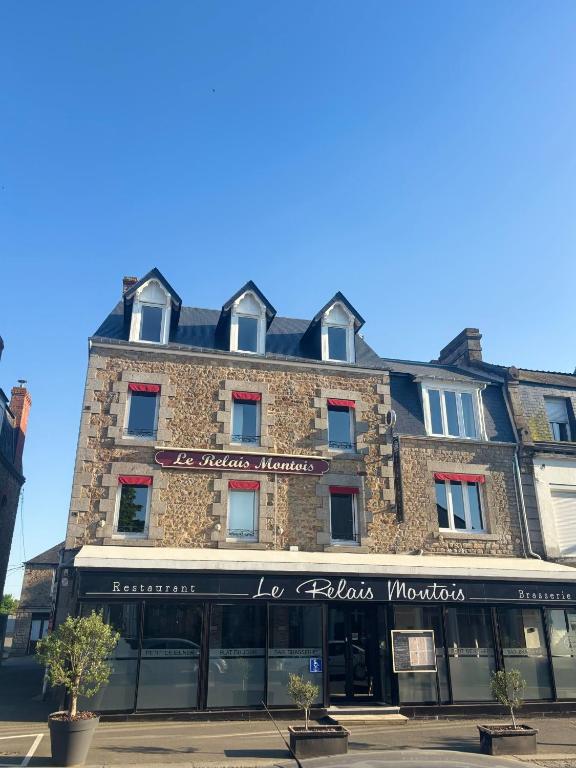 Escapade Saint Michel 입구