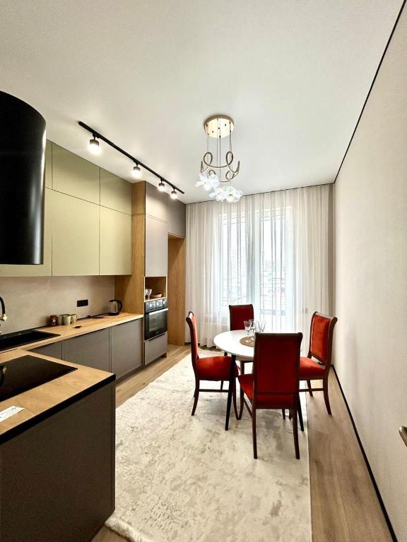 Апартаменты в ЖК Бизнес-класса West Side, Astana