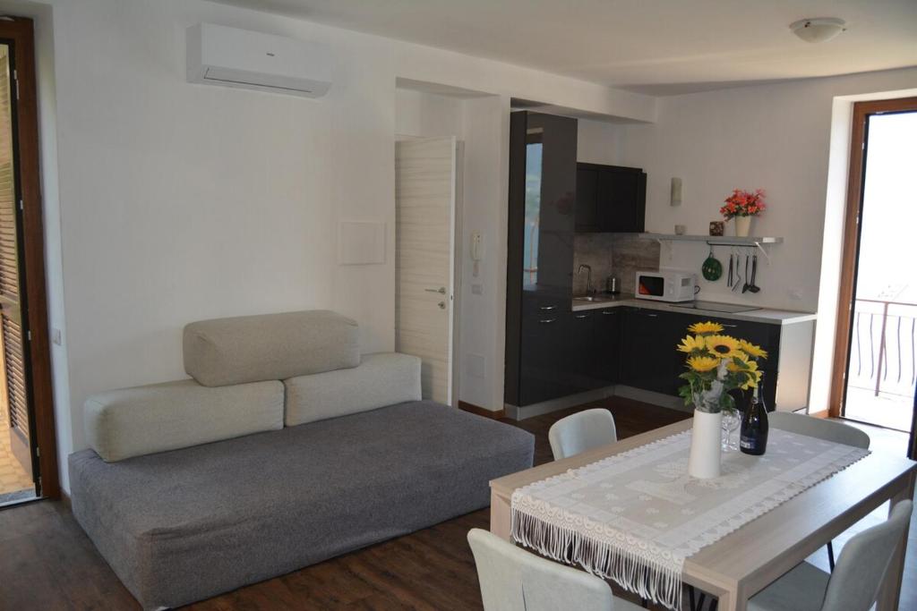 Lake's Feeling Apartment with Terrace on Lake Como - 4