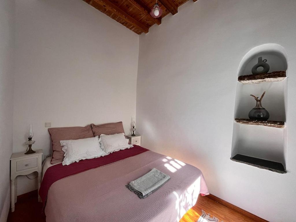 Elegant Cycladic Apartment in Tinos chora, Tinos