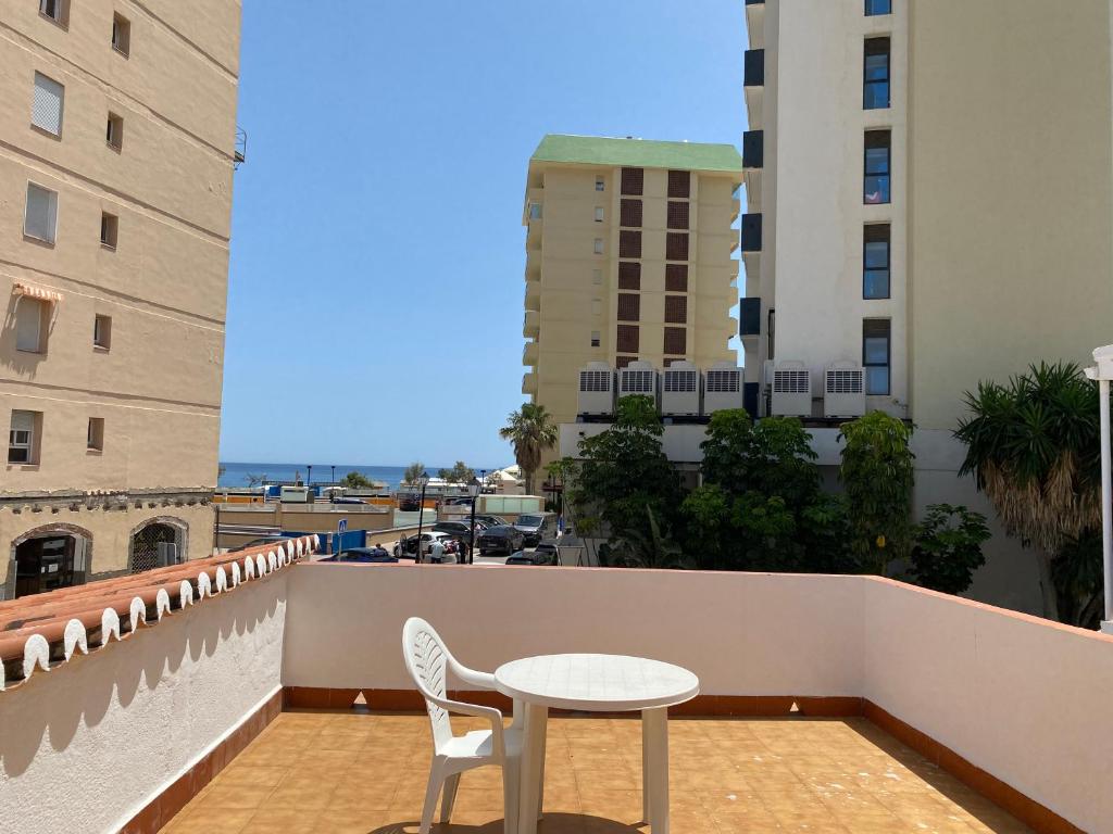 Tu Refugio en la Costa del Sol, Playa y Centro a un Paso - 1