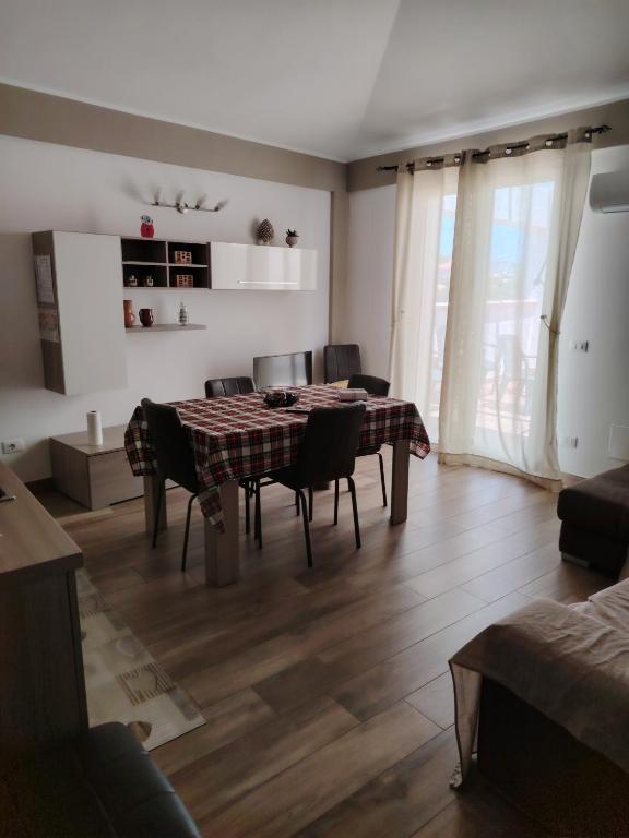 Paola Confort House - 2