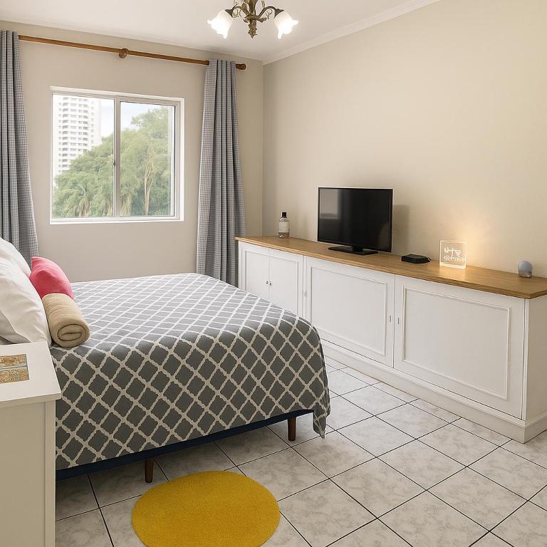 Tudo a pé sem stress, praia, comida e Shopping, Guarujá