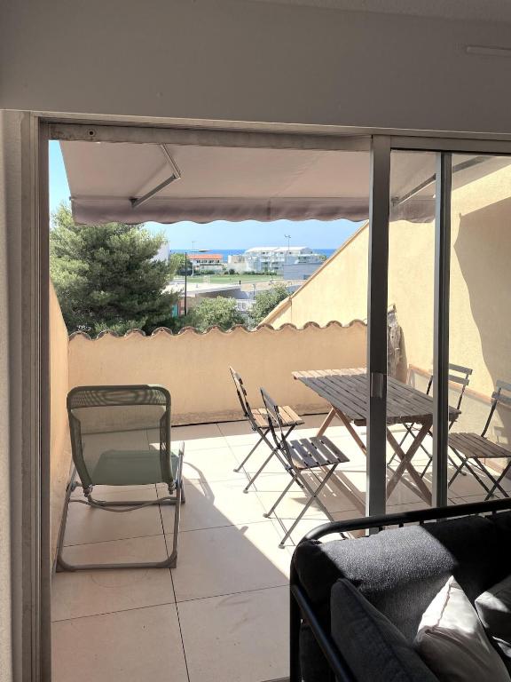 studio à 400m de la plage de la Corniche - 5