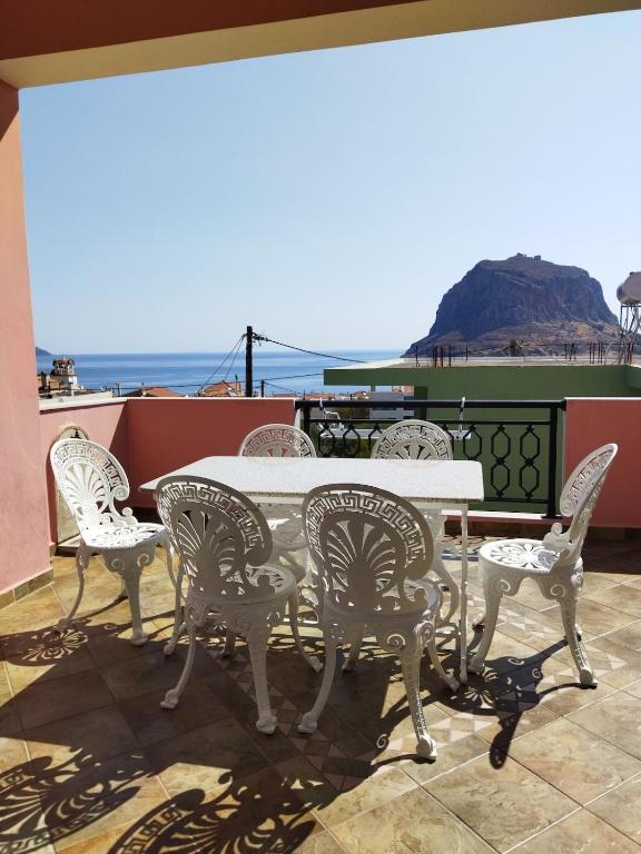 Apartment Monemvasia, Vlassis Home, Yéfira