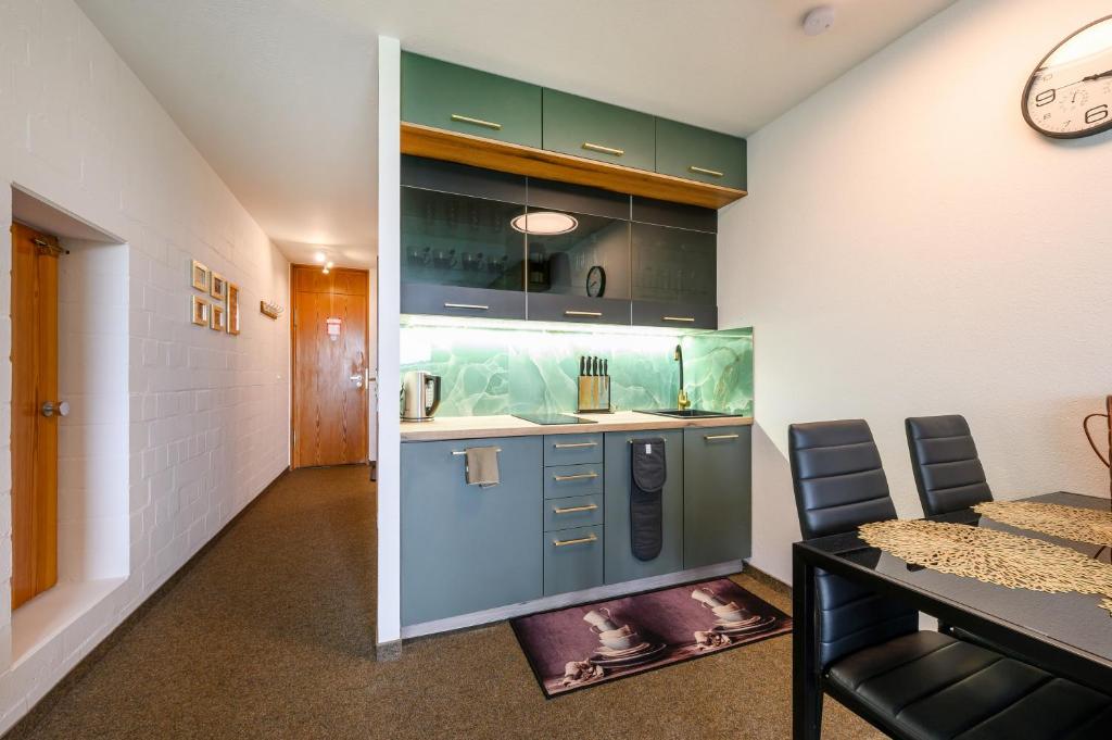 Green Wellness Pools Saunas Apartment with Alpine view Terrace - 3