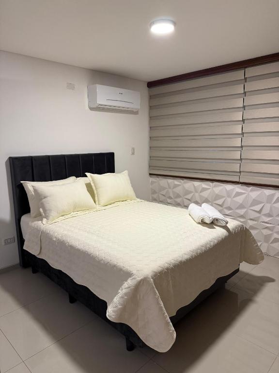 Cómodo monoambiente en Equipetrol - 2