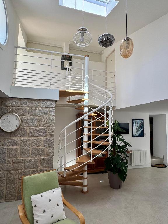 Spacieuse maison de 190 m2, jardin, la plage à 15min à pied - 6 personnes - 2