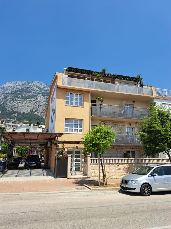 Apartmani Mistral, Makarská