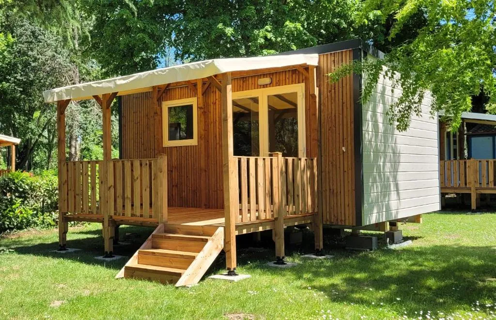 Camping Portes d'Ariege，位于帕米耶的酒店