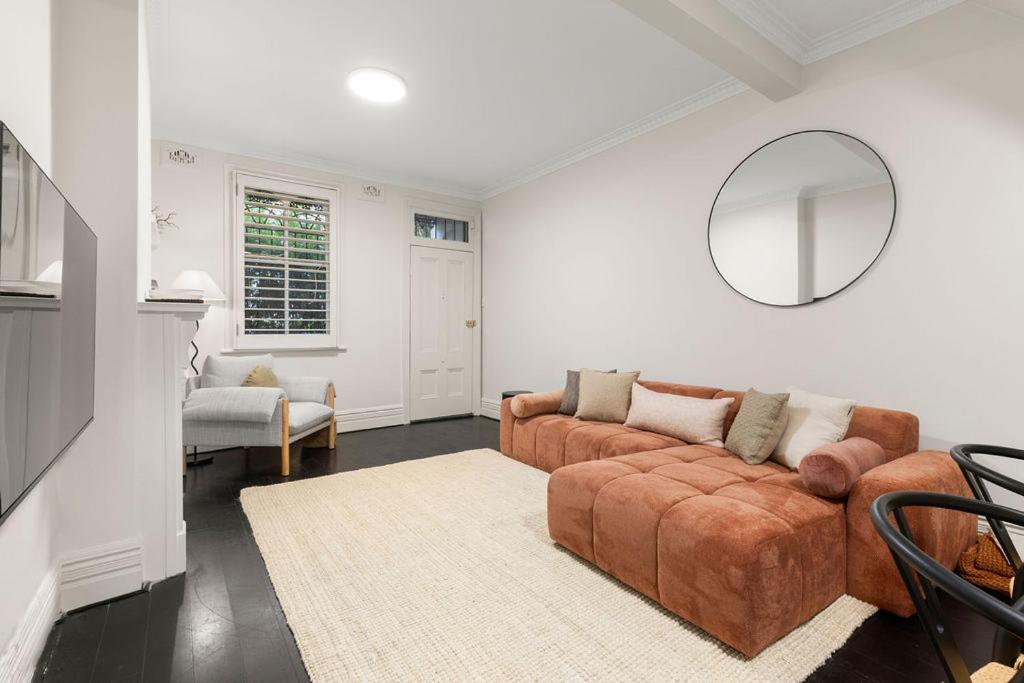Glebe Retreat with Parking & Outdoor Dining, Sydney