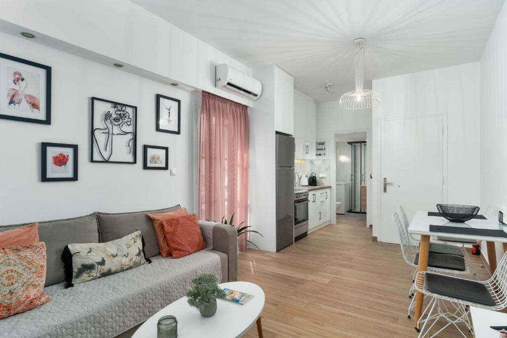 ΙΖΑΜΠΩ I, Kalamata