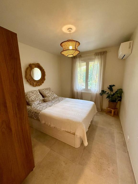 Grimaud 2 chambres Jacuzzi terrasse - 5