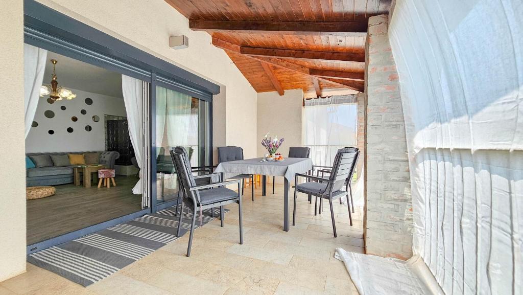 Ines A5, Novigrad – Istrie