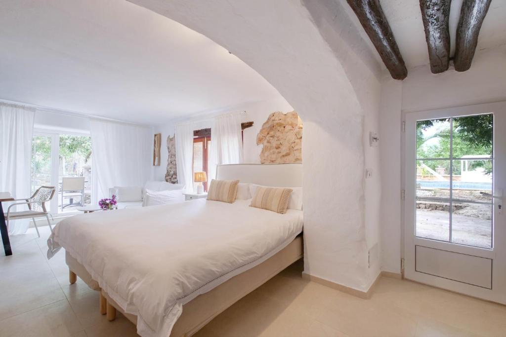 CARAGOL, Doppelzimmer auf Finca Zenara, Terrasse, Wifi, Klima, XXL Pool, Gemeinschaftsküche, Yoga - 2