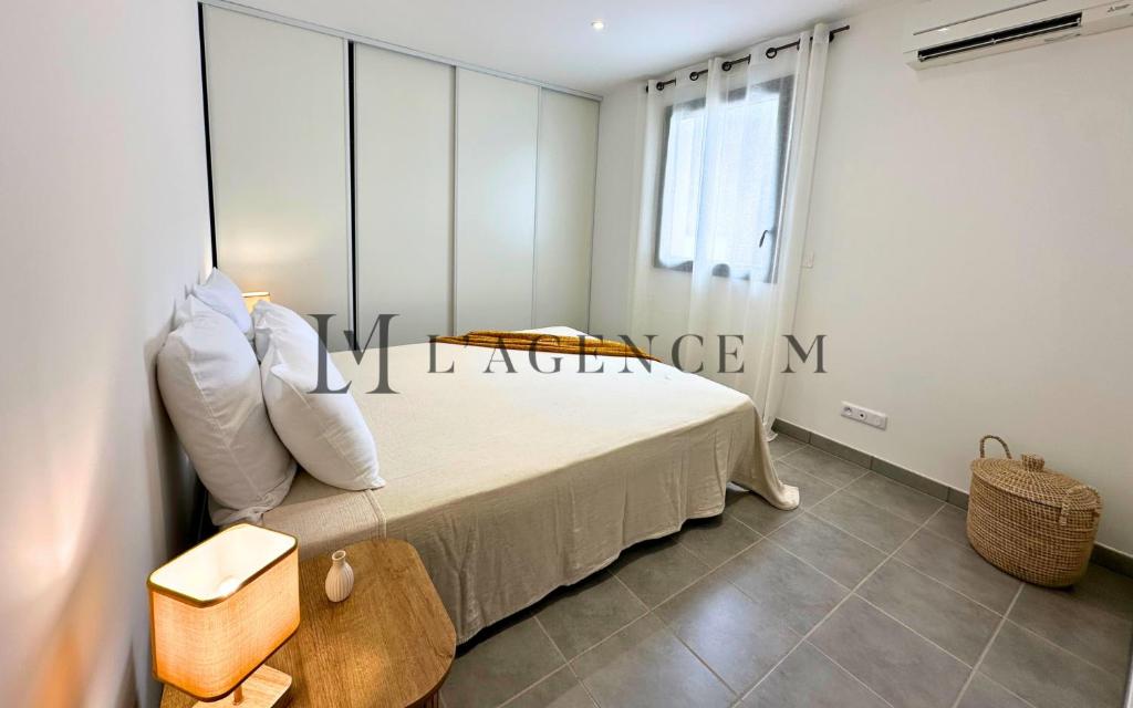 Appartement Petru - Spacieux, climatisé, grandes terrasses & parking, plage 200m - 4