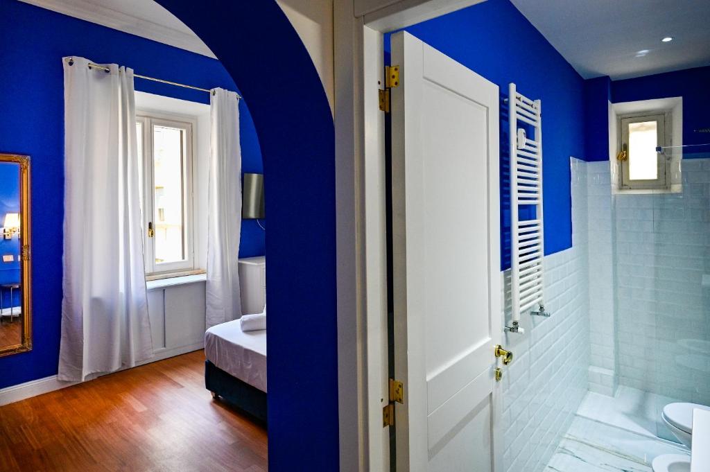Royal Blue - Holiday Apartment - 4