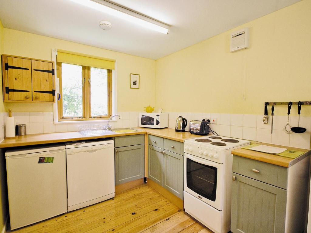 Briar Cottage, Brampton photo 4